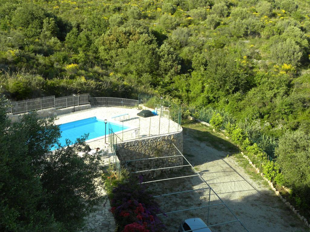 Seamoon Residence マリーナ・ディ・カメロータ エクステリア 写真